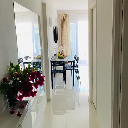 Apartment Playa La Arena By The