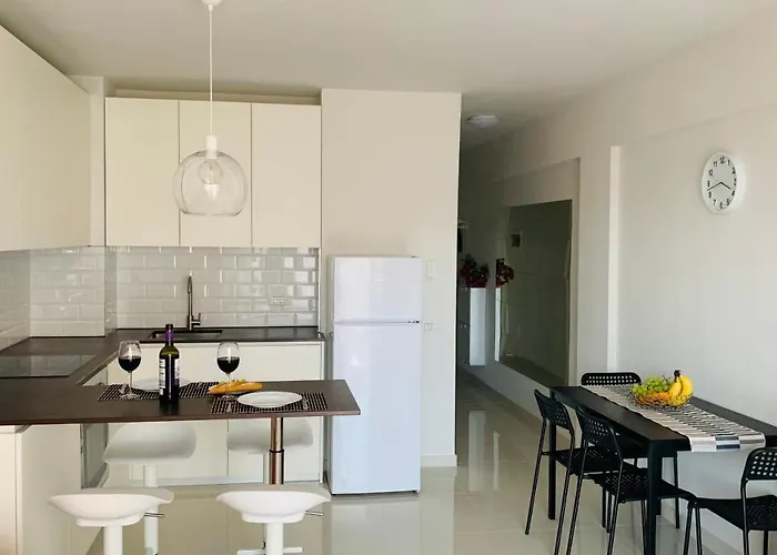 Playa La Arena By The Apartment *