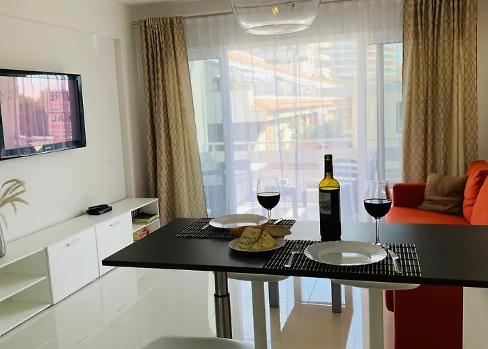 Apartment Playa La Arena By The Puerto de Santiago (Tenerife)